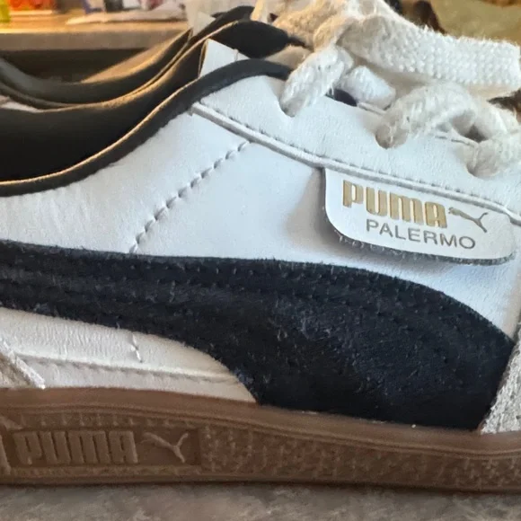 Puma Palermo Sneakers in White, Beige, and Black - Picture 5 of 7